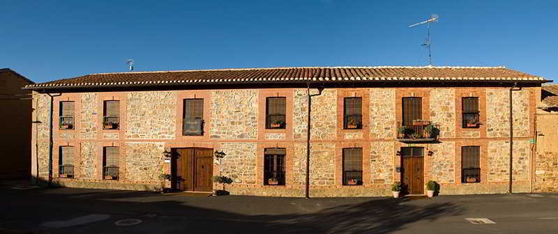 Posada Real Pascual Santa Maria De  La Vega Екстер'єр фото